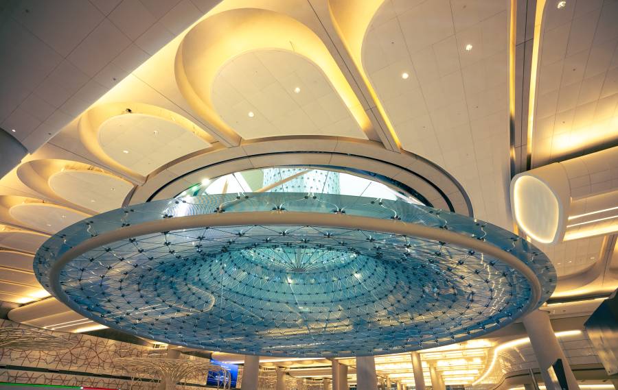 التصميم الداخلي لمبنى مطار أبوظبي الجديد المزمع افتتاحه قريباً