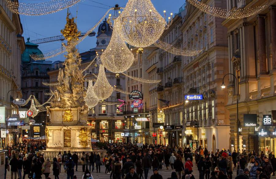 مدينة فيينا في النمسا وأجواء الكريسماس