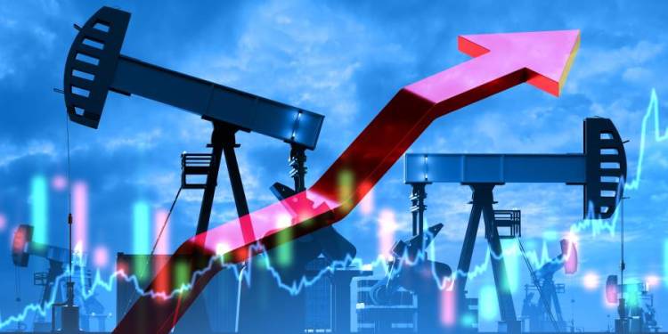 أسعار النفط تقفز وسط مخاوف من تعطل إمدادات الشرق الأوسط