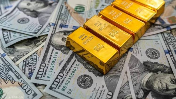 أسعار الذهب تتجه إلى الارتفاع والنفط يستقر